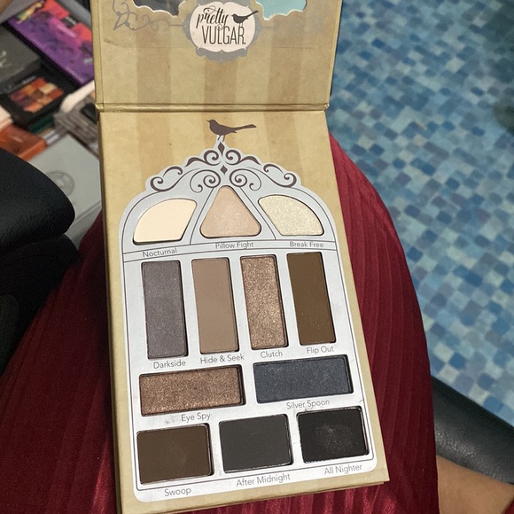 Like NEW Pretty Vulgar eyeshadow palette - Picture 2 of 2